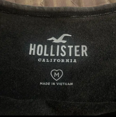 Hollister Tee