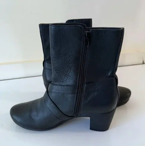 Abeo Women Pacifica Black Leather Heeled Ankle Boots Size 7 N Classic