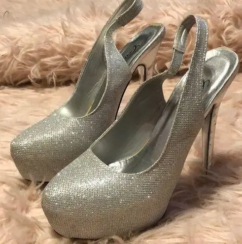 Camille La Vie ♦️Camille Sparkly Silver Pumps♦️