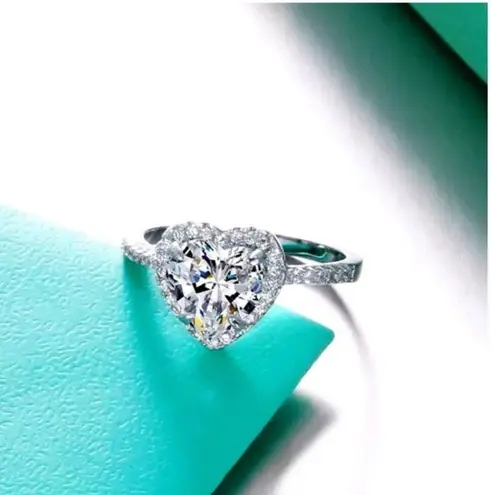 Silver Heart Cubic Zirconia Women's Ring Size 7 NEW IN BOX Silver