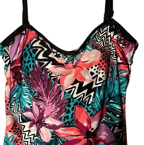 Maxine of Hollywood FLORAL BUILT IN BRA RUFFLE BOTTOM ADJUSTABLE STRAPS COME OFF