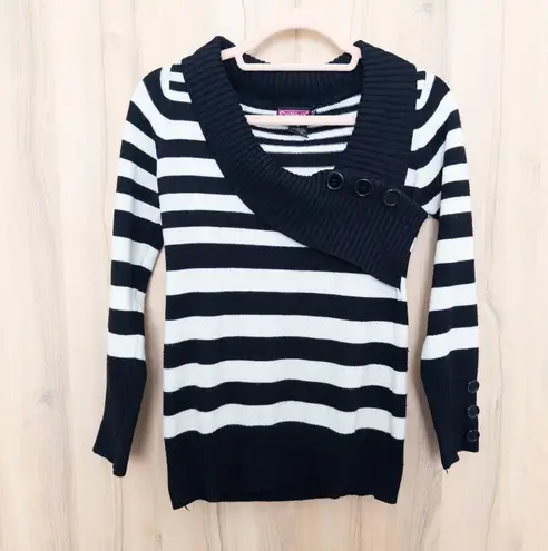 Say What? VTG Y2K Say What Womens Sweater Size M Black White Striped Preppy 2000s Cozy