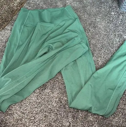 Alphalete  green leggings