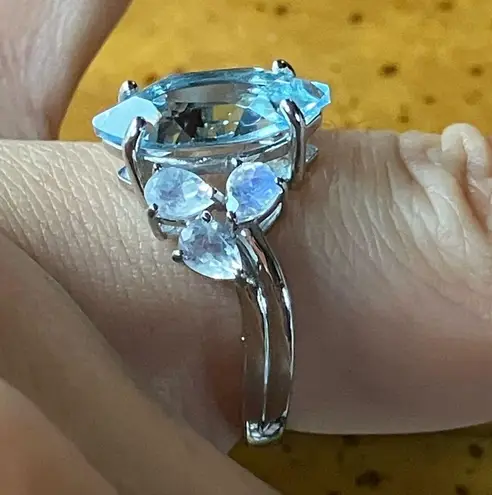 Genuine Sky Blue Topaz Rainbow Moonstone Sterling Silver Ring Size 7