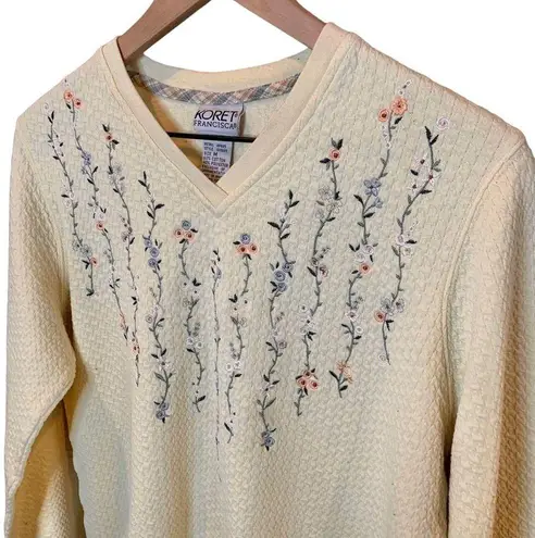 Women’s Vintage 80s Koret light yellow floral embroidered top Size M