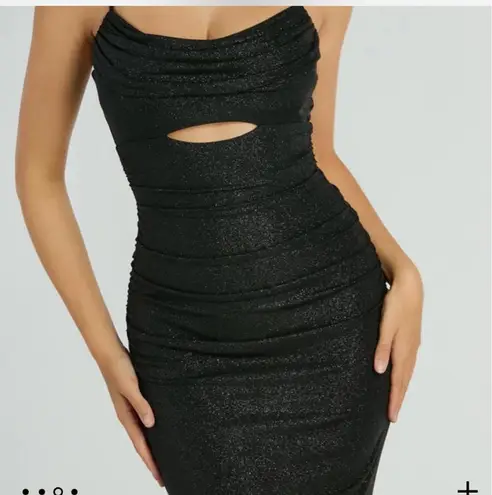 Windsor Black maxi bodycon dress with cut-out detail    Harley Sleeveless Cutout Bodycon Glitter Formal Dress   - Image 3