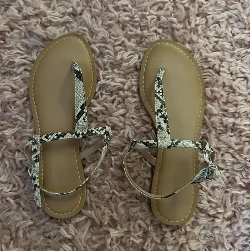 Old Navy Sandals