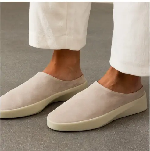 NWOB WOLF AND SHEPHERD Cruise™ Mule. Size EU38. MSRP $175 Blue