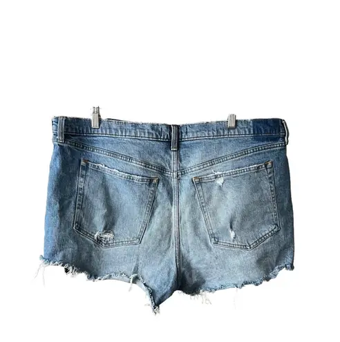 Abercrombie & Fitch The Mom Short High Rise