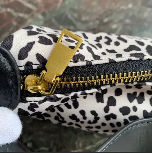 Latest Retro Baguette Shoulder Underarm Bags with Leopard Print Black - Image 6