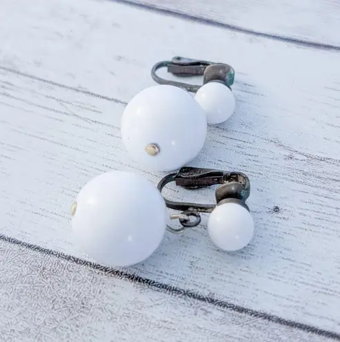 Vintage Clip On Earrings Retro White Duo Ball Dangle