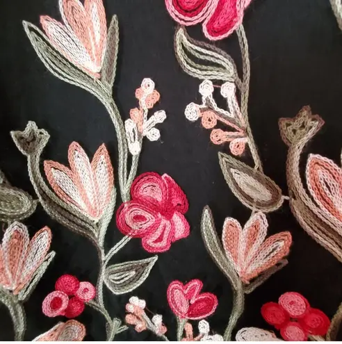 Black Dressy Short Sleeve Blouse with beautiful sheer overlay embroidered sleeves Size XL