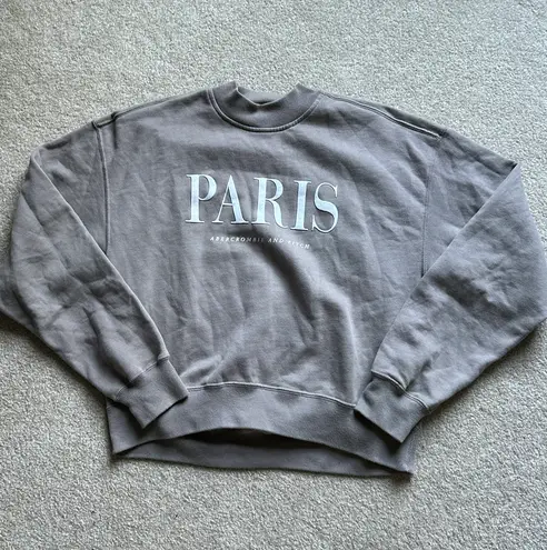 Abercrombie & Fitch Crewneck