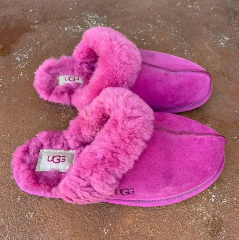 UGG Funky monkey pink  tazz slippers sz 7