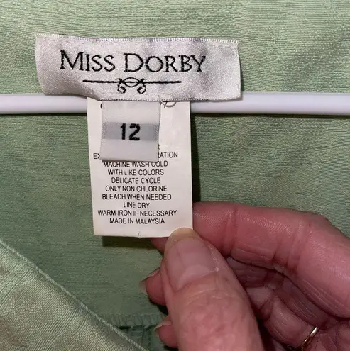 Miss Dorby vintage two piece light green suit with monotone embroidered detail. Size 12