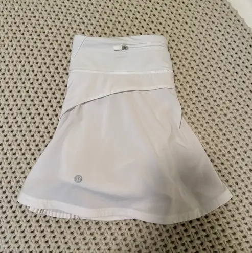 Lululemon Play Off The Pleats Mid-Rise Skirt