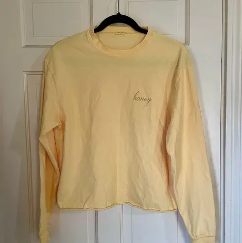 Brandy Melville  One Size T-Shirt John Galt Camila Yellow Honey Crop Long Sleeve