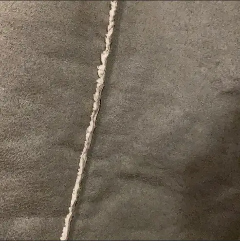 Karen Hart rugged army green faux suede vest with Sherpa Fleece - Size Medium