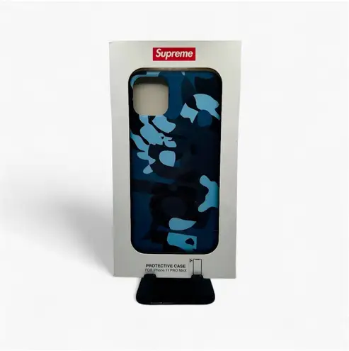 Supreme ★ NWT  Camo Case for iPhone 11 Pro Max ★