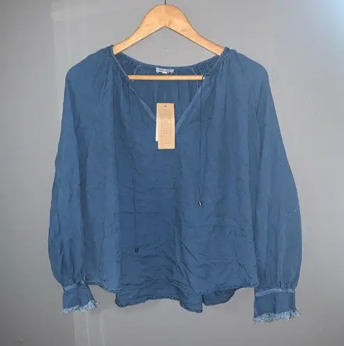 Splendid NWT  blue chambray peasant top