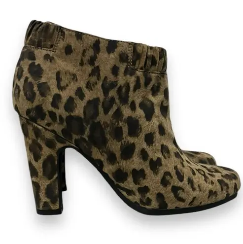 Sam & Libby Women's Selena Animal Print Ankle Boots Size 6 | EUC