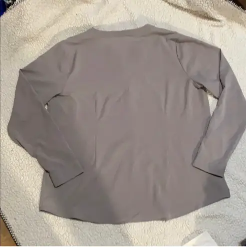 Van Heusen Blouse - Image 3