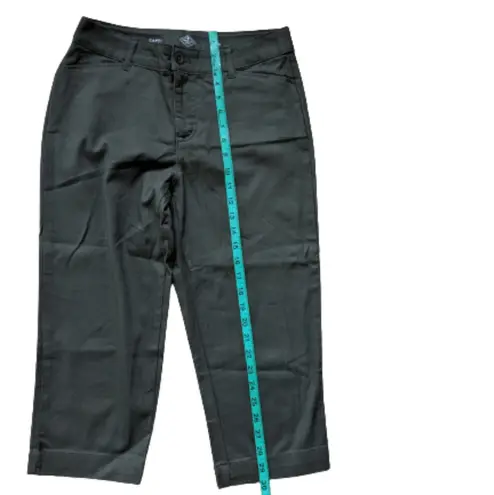 st. john's bay  Green Capris Womens Size 6