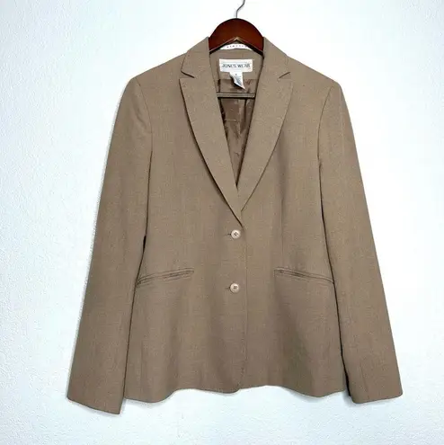 Jones Wear Vintage  Women's Tan 2-Button Front Long Sleeve Blazer size 4 Workwear