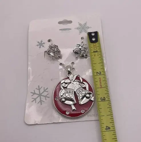 Women’s Set Of Matching Enamel Pendant & Pierced Earrings Christmas Holiday Red