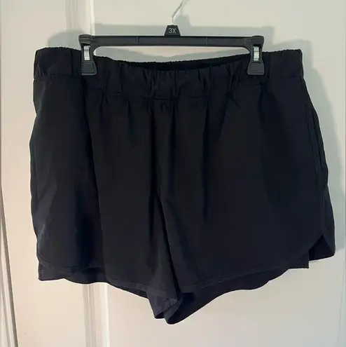 Lane Bryant LIVI by  Athletic Black Spandex Active Shorts with Pockets  Sz 18/20