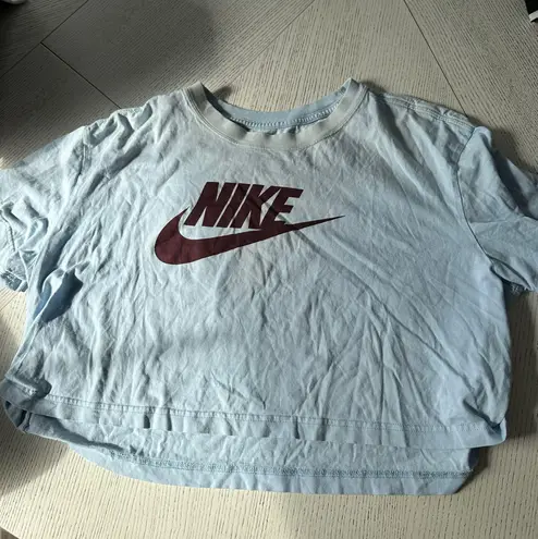 Nike Cropped Tee