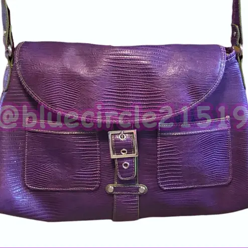 Valerie Stevens Purple Shoulder Bag with Sturdy Handles and Smooth Finish