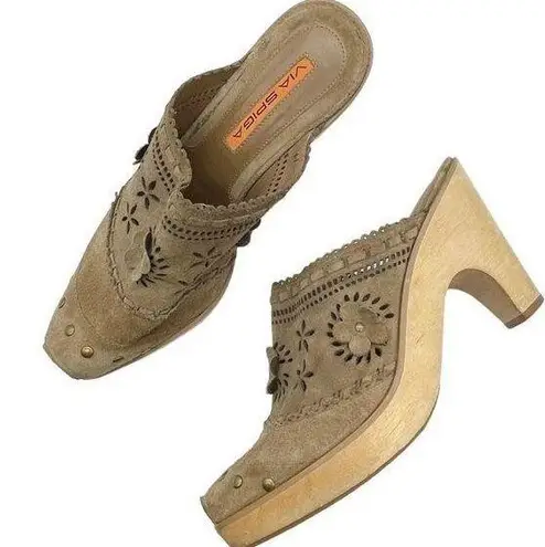 via spiga  Light Brown Suede Laser Cut Floral Suede Studded Mule Women’s Size 6.5