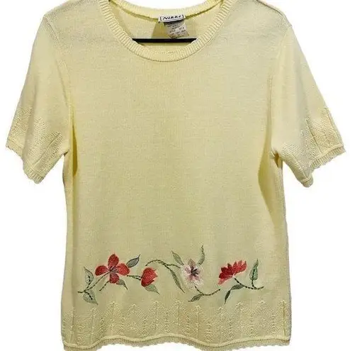 Nikki Vintage Yellow Embroidered Floral Cottagecore Grannycore Knit Sweater Top Size M