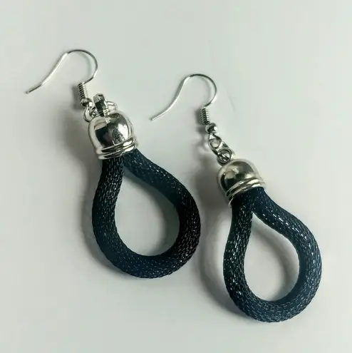 Tri Color Twisted Mesh Necklace Set Gold