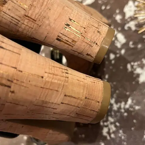 Sofft Shoes Fayann Slide Heel Sandal Black Leather Gold Metallic Cork Heel Size 7