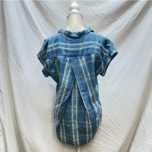 Thread and Supply  Plaid Chambray Short Sleeve Button Up Blouse Size S