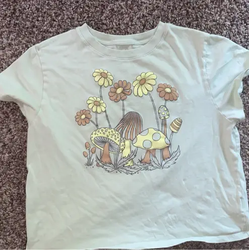 American Eagle Cropped Graphic T Shirt Size L