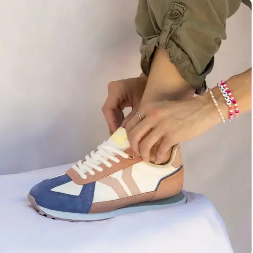 COB by Culture of Brave Joy Womens Sneaker. Size EU37/US6