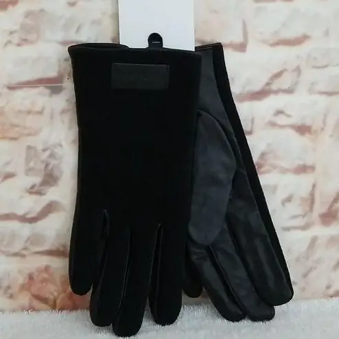 Calvin Klein New  Knit and Leather Gloves