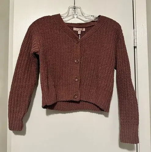 Love Tree NWT  maroon cropped sweater cardigan size S