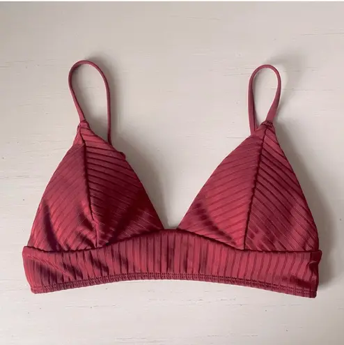 Garage NWOT  burgundy red ribbed triangle padded bikini top