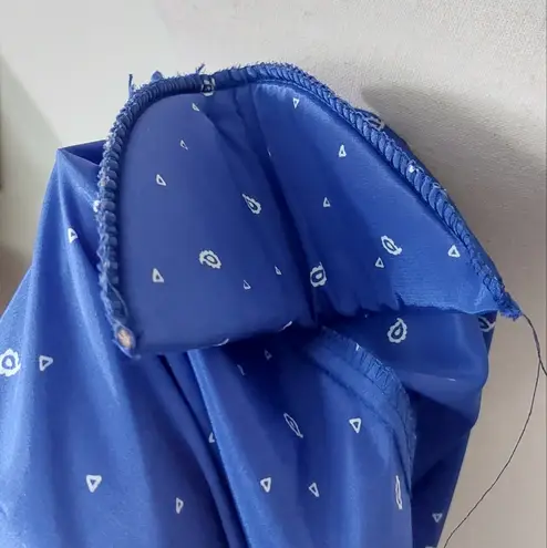 Jonathan Martin Vintage Blue Geometric Paisley Button Up Blouse