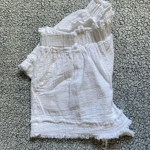 High Waist White Textured Shorts Size M