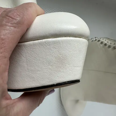 Dolce Vita Boot 9 Liv Off White Leather Studded Ankle Platform