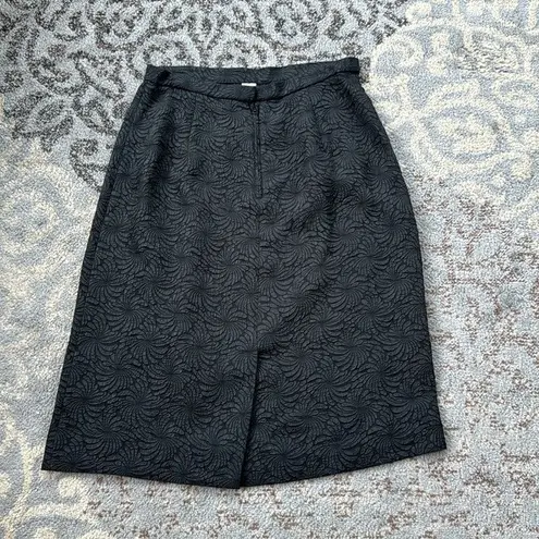 Leslie Fay Vintage Petites Textured Peplum Top & Skirt Set Black Cream 14