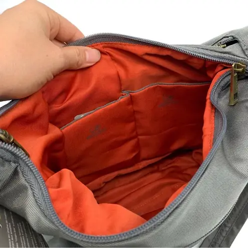 Travelon NWT Anti-Theft Round Hobo Bag Grey