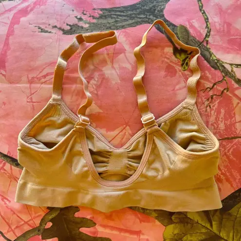 SKIMS seamless sculpt bralette clay tan