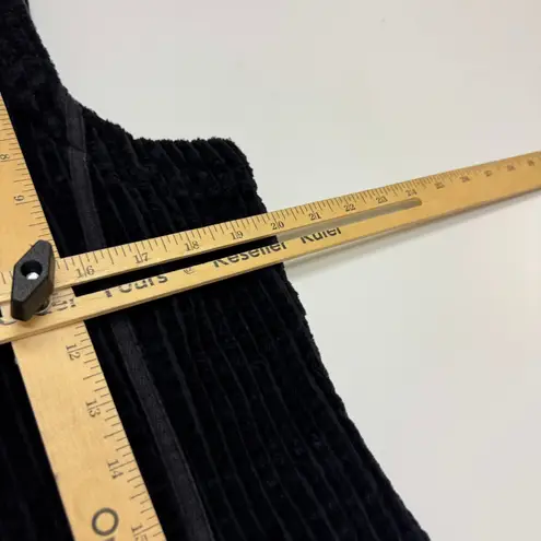 Woolrich Vest Womens Large Black Corduroy Zip Up Ribbed Outdoors Cotton