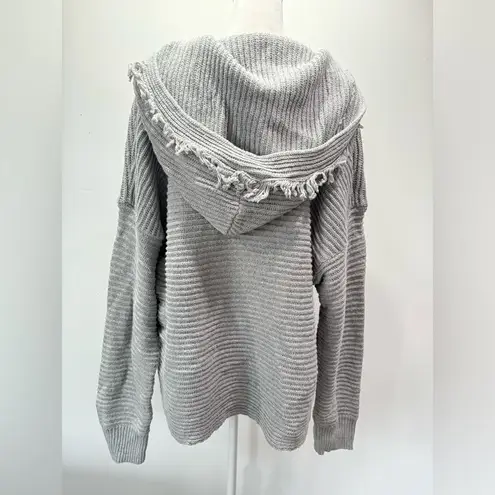 BiBi Gray Sweater Raw Edge Hooded Oversized Chunky Knit V Neck with Fringe Boho Size XL